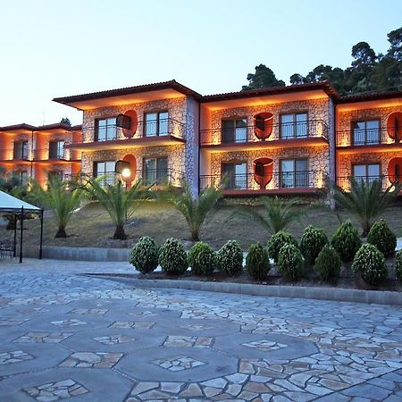 Ta 2 Pefka - Petros Italos Néos Marmarás Exterior foto