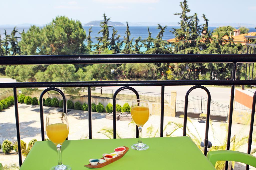 Ta 2 Pefka - Petros Italos Néos Marmarás Zimmer foto