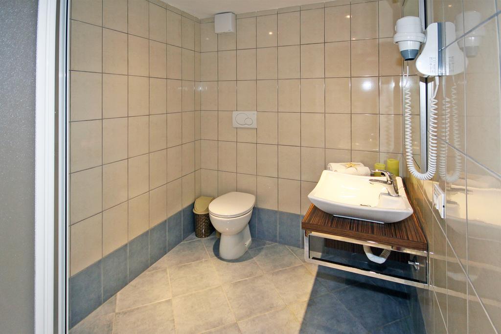 Ta 2 Pefka - Petros Italos Néos Marmarás Zimmer foto